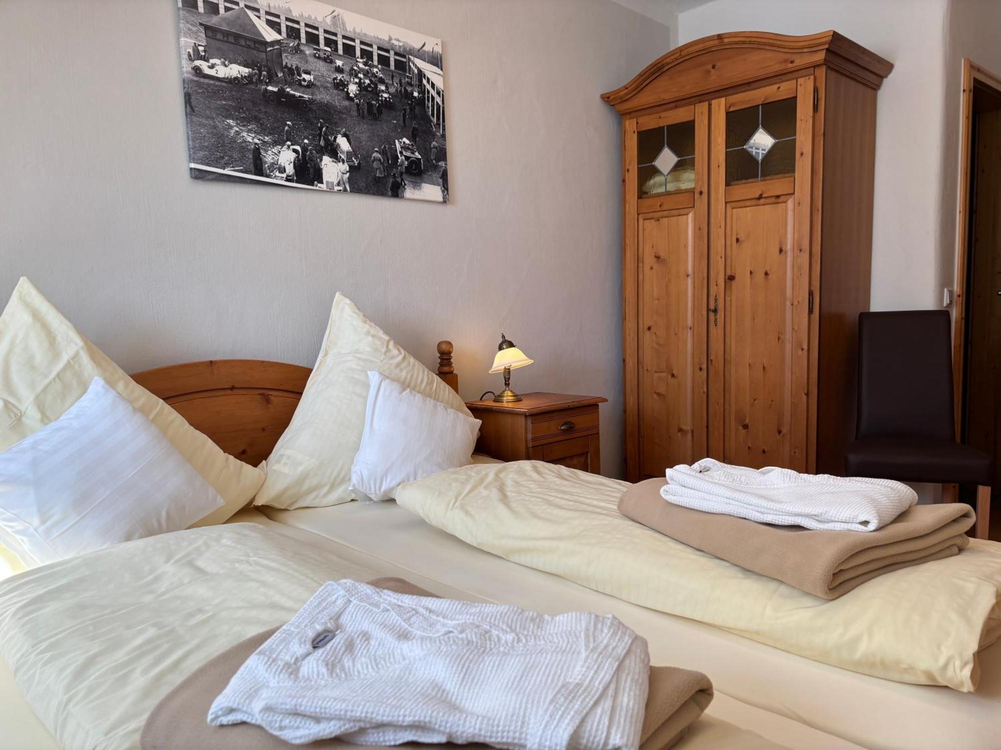 Ferienwohnung Zur Scheune Lind  Luaran gambar