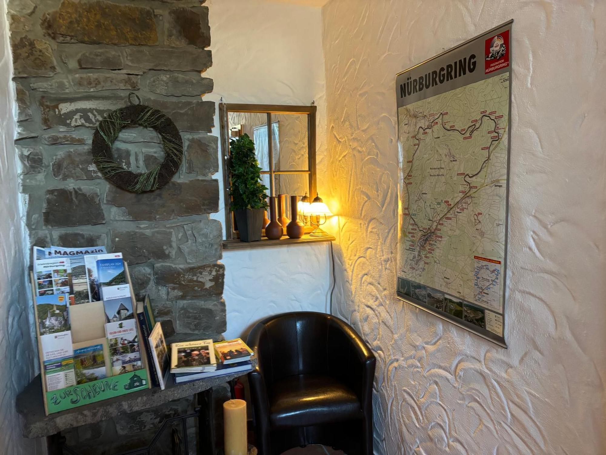 Ferienwohnung Zur Scheune Lind  Luaran gambar
